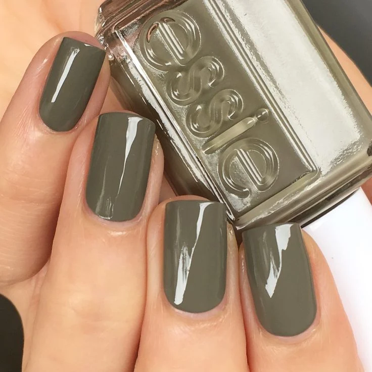 Essie Expuesto #1127