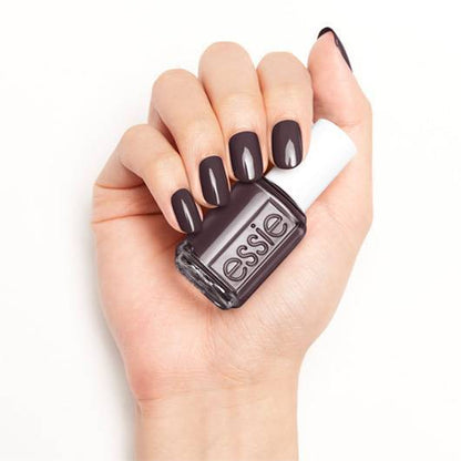 ESSIE Smokin’ Hot #739