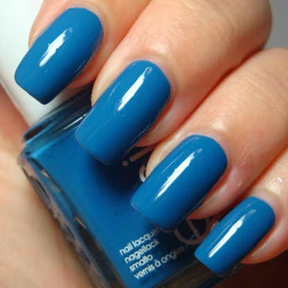 [LIMITED] ESSIE Hide & Go Chic #861