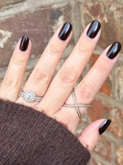ESSIE Fringes & Saddle #359